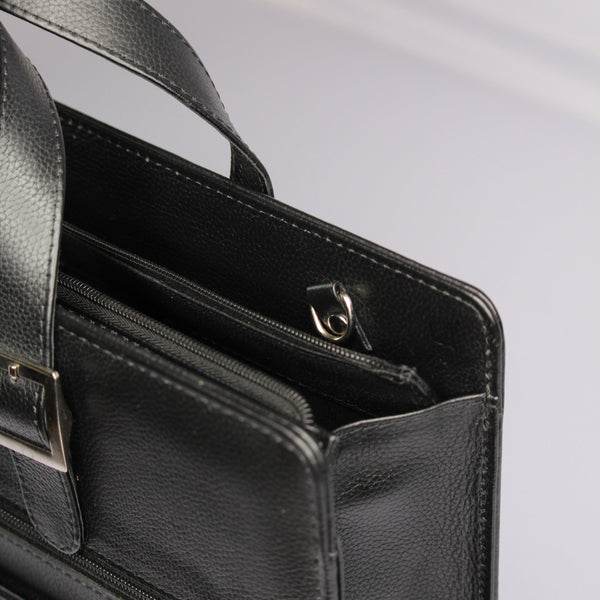 TP The Corporate Office // Laptop Bag