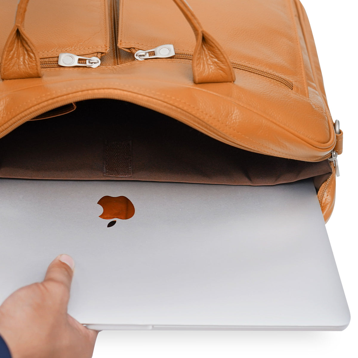 TP DBLP Laptop Bag